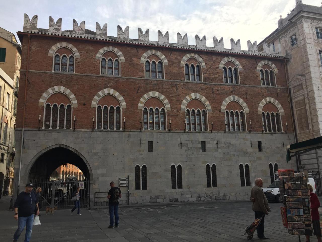 Vacanza al Ponte Reale Genova Esterno foto